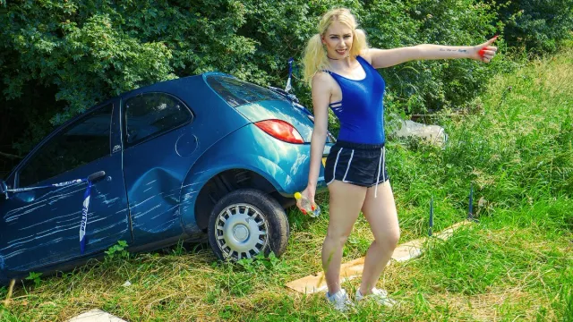 Busty Brit Blows Her Rescuer