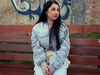 Roma Amor Comes to Make Us Fall in Love with Her Sparkles and at Fakings We Ram Her with a Stud!