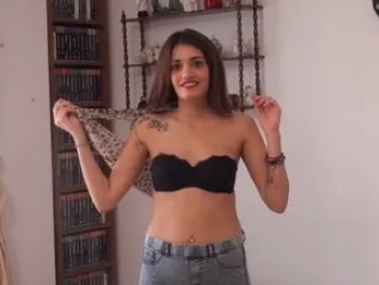 Y Por Fin La Tenemos! Carlota Teen Ha Pasado a Conocernos, Hemos Hablado Con Ella Y...