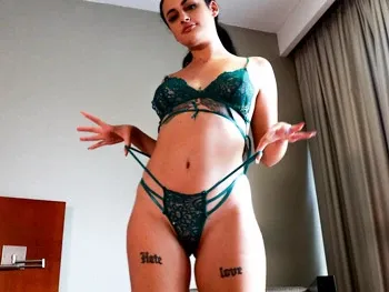 The Penelope of Porn Back Home. Haix Roge, Ass, 21 Years Old and a Phallus Juicer Asks Us for Milk :)