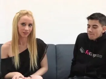 Le Rompe El Culo, Literal. Jordi Revienta a Pollazos El Culito Virgen De Monica Neni