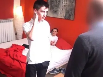 We Do a Threesome Withe the Rented Rooms' Janitor. He Couldn't Resist a Blowjob From Ainara!