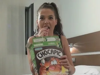 Tender 19 Years Old and Crazy for Getting Her Ass Broken. Aawwww, Little Vanessa, Little Vanessa.!!