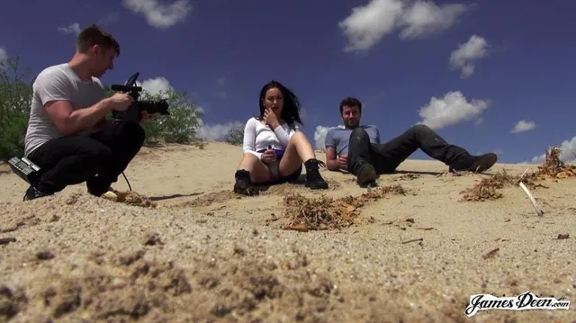 Behind the Scenes with Gabriella Paltrova in the Desert