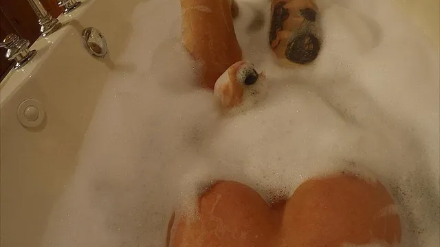 Tub POV