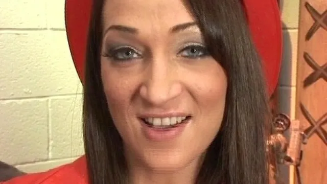Rachel Luv Is A Red Hot Fighter Babe