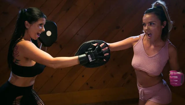 Lesbian Workout Stories: Going Hard