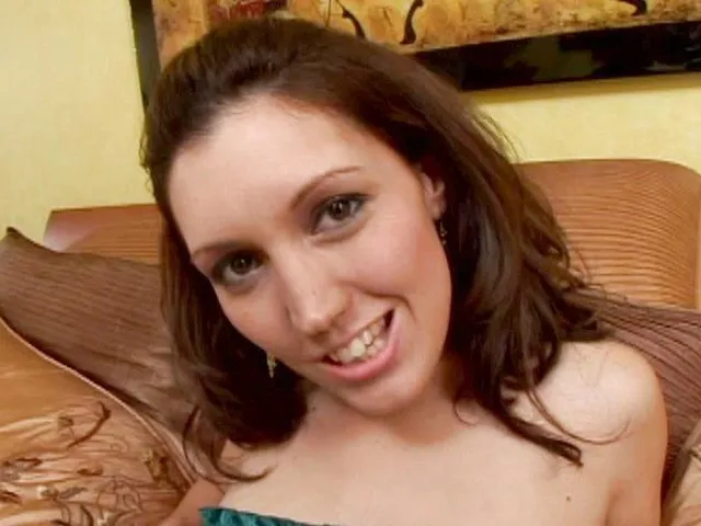 Cute brunette with bubble butt gets fucked and swallows jizz