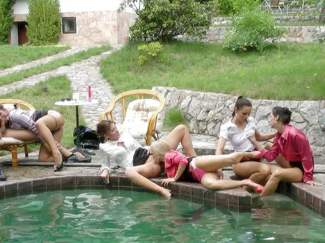 Hot Cocksluts Eat Pussy on Pool Float While Stud Tries Out Guests' Pussies