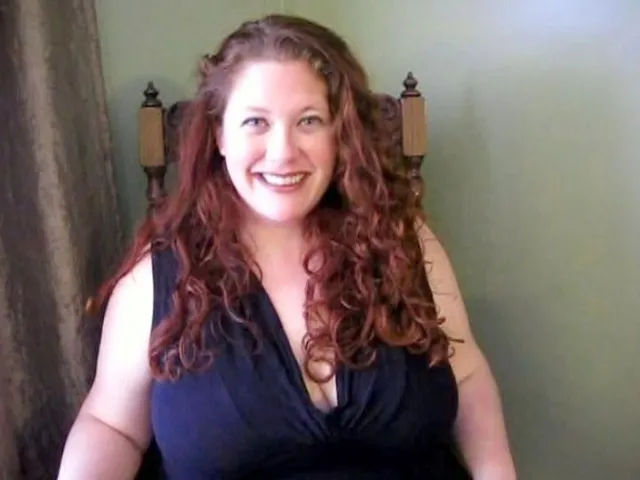 Jennifer Van Beaver gives handjobs to dudes all across the country