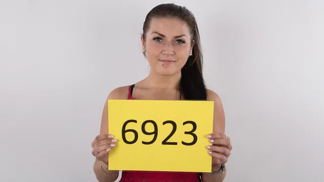 Czechcasting - Veronika in 180 Deg