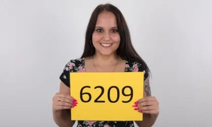 Czechcasting - Busty 18 Y/O Denisa