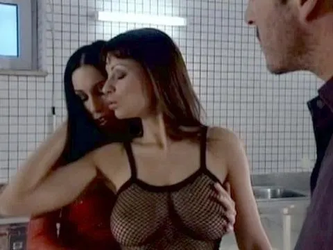 Mya Diamond is into British Sexfests