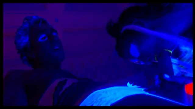 Lisa Sparkle and Sandra Iron Get Kinky Under Uv Light