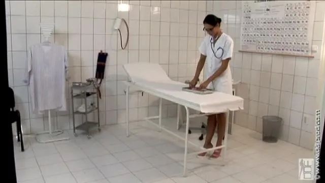 Naughty Doctor Gets Some Poontang!