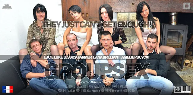 four old and young ladies are the centre of a groupsex orgy