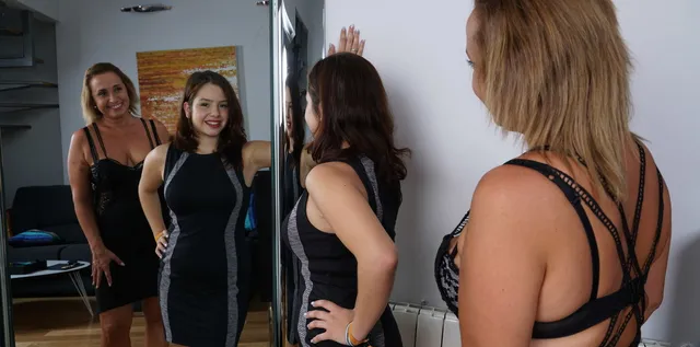 Spanish housewife seduces her sexy young girlfriend