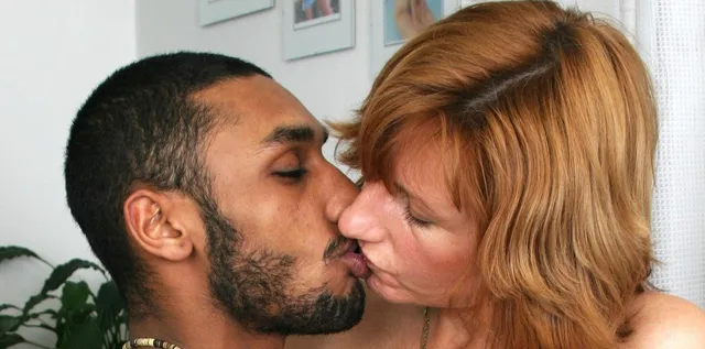 BBC loving granny has hardcore sex with a stranger!