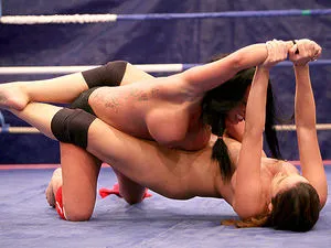 NudeFightClub presents Kerry Louise vs Peaches