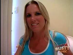 Lusty busty Niki