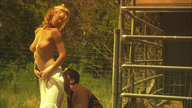 Terri Summers knows how to please Cheyne Collins