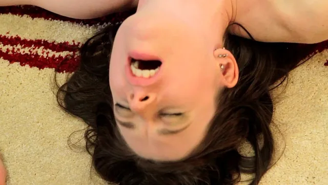 Amateur babe prefers to fuck black men