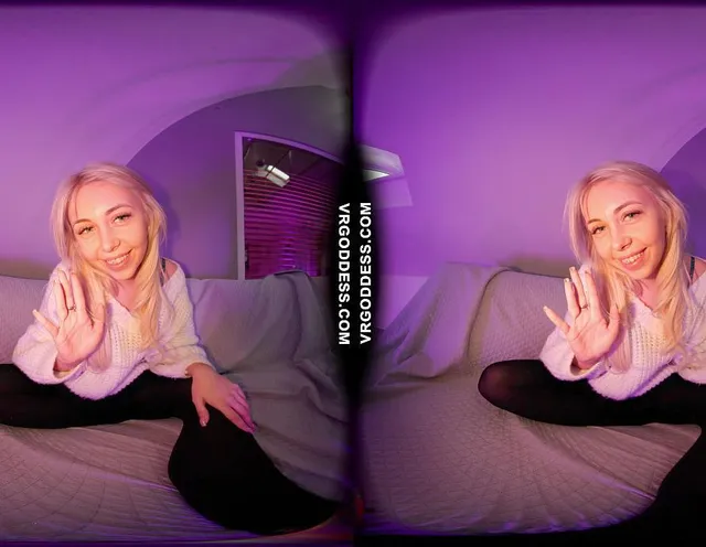 Stretching Out Her Pussy Hole With Four Fingers Almost Fisting Mulitiple Orgasms Blasting Off