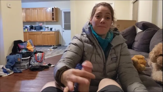 Heather Kane Gives Trick or Treater Best Halloween Gift Ever !