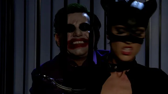Katwoman Jennifer Dark prowls into a prison cage 3way