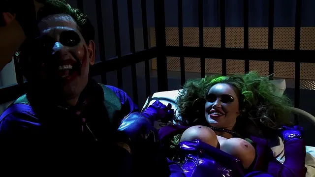 Katwoman gets her pussy and mouth stuffed in wild prison threesome