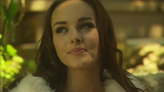 Cytherea is reunited with her love