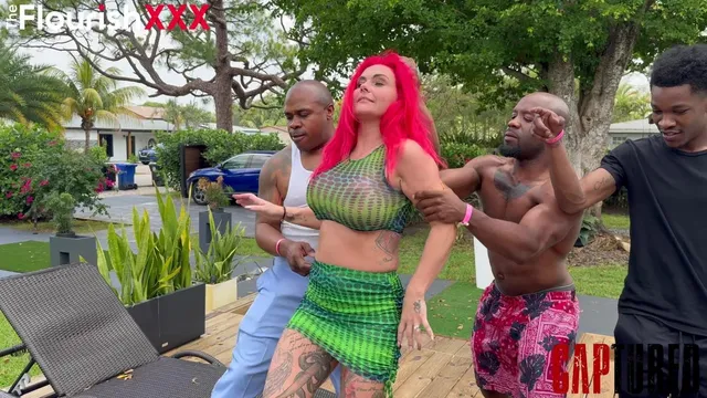 Captured S3E12 Roxi Keogh Hardcore BBC Threesome
