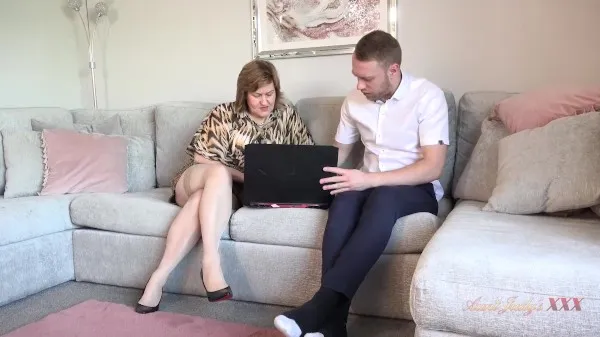 Aunt Judy's XXX - 58Yo Mature Uk Gilf Mrs. Kugar Seduces the Computer Nerd