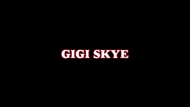 Gigi Skye tit fucks Mike Hunt in pantyhose